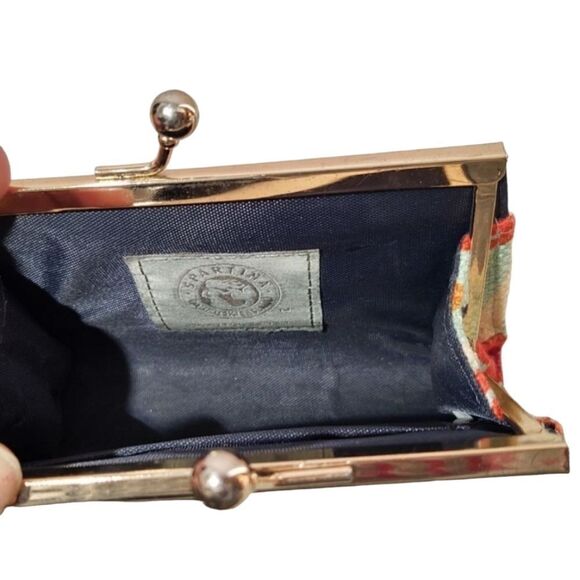 Floral Women's Clutch Wallet - Picture 6 of 10